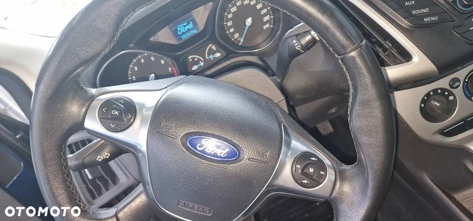 Ford Focus 1.6 Edition - 8