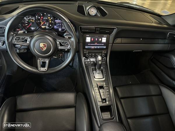 Porsche 991 Carrera 4 GTS Cabriolet PDK - 23