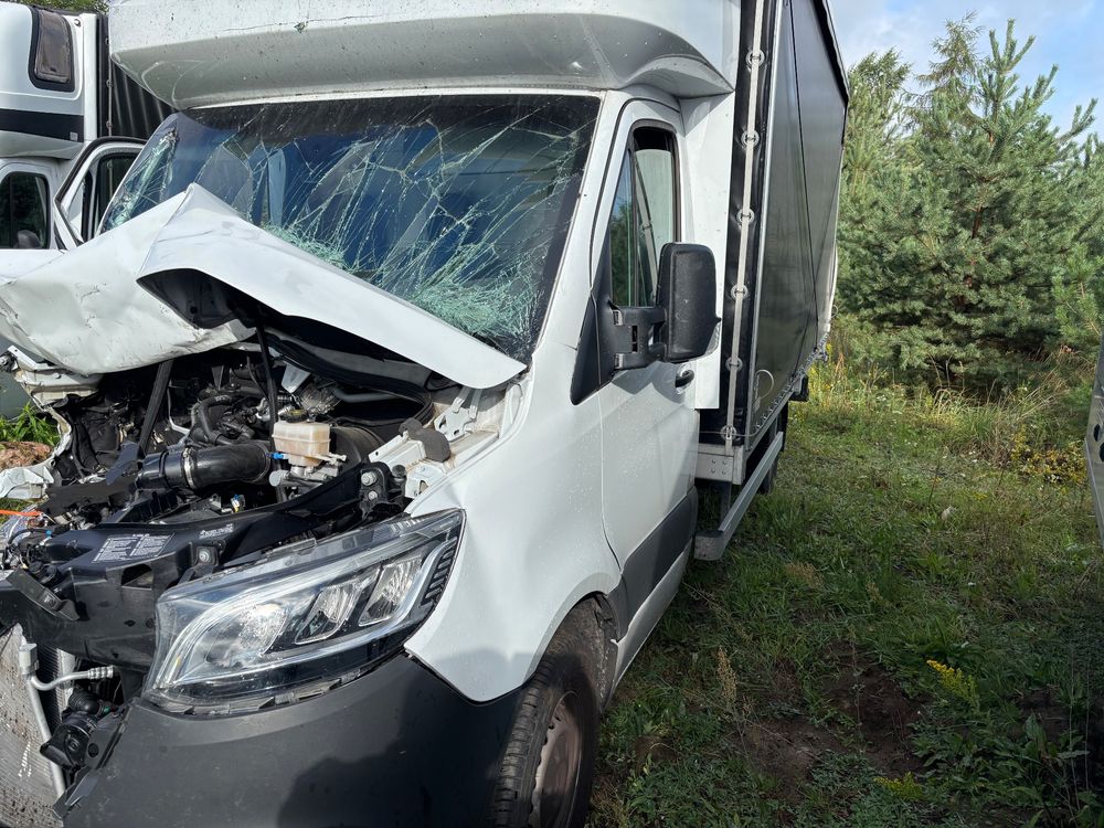 Mercedes-Benz Sprinter 2025