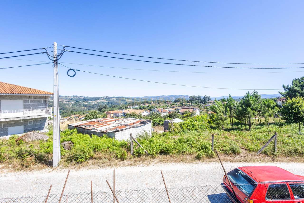 Casa T3 de pedra, em Avessadas e Rosém, Marco de Canaveses-12