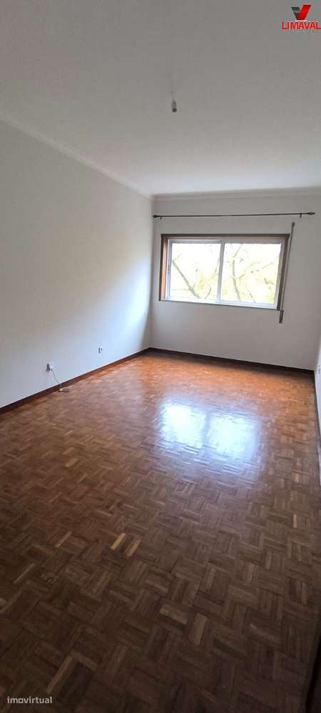 Apartamento, como novo, para arrendamento, Braga - Nogueira, Fraião... - Grande imagem: 4/9
