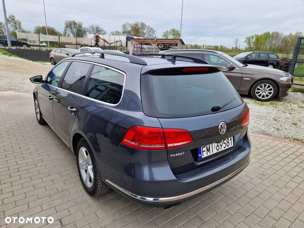 Volkswagen Passat 2.0 TDI Comfortline - 4