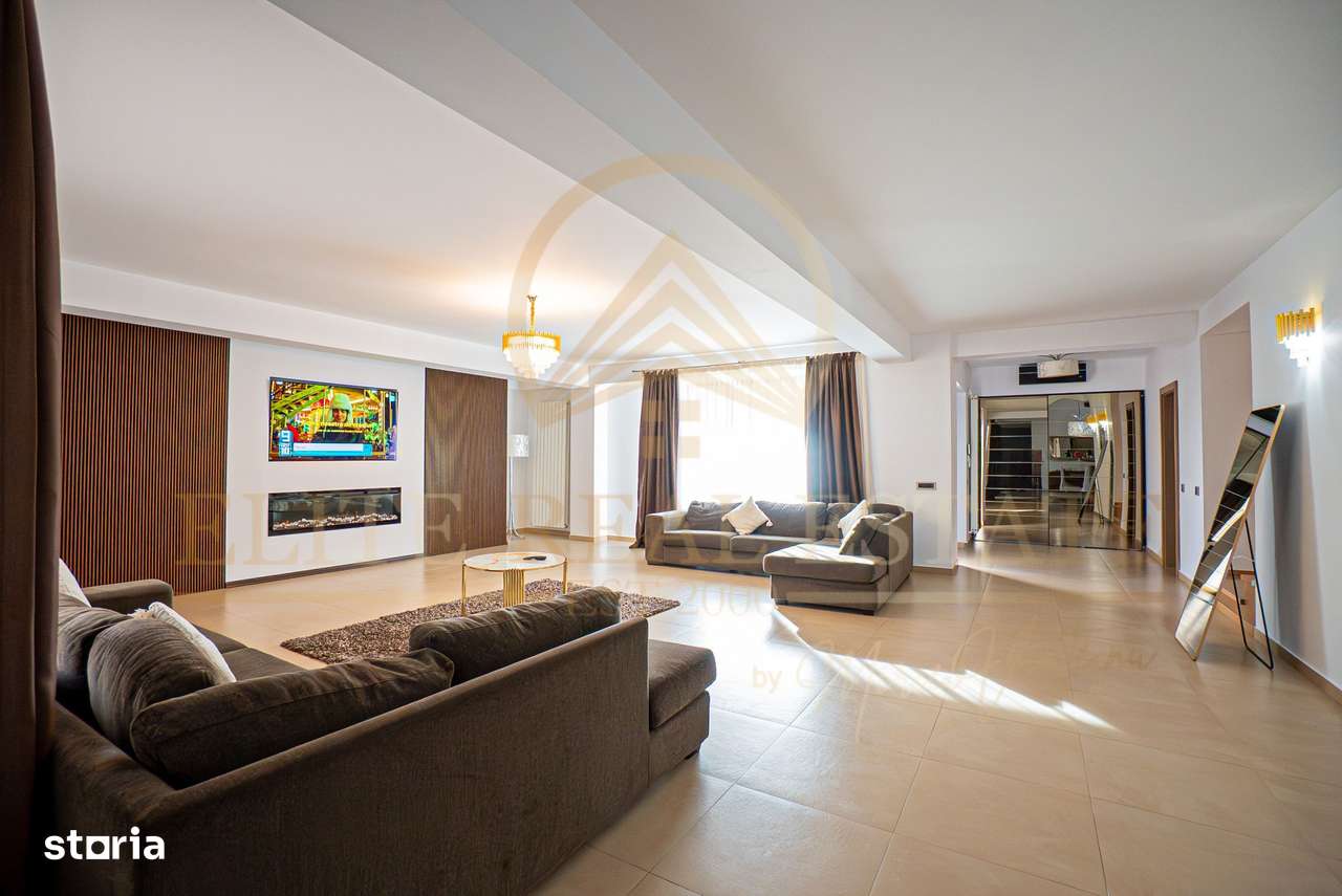 Stațiunea Mamaia Nord / Langa mare - Vânzare casa deosebita P+1E-11