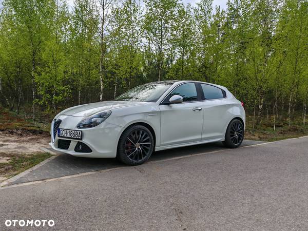 Alfa Romeo Giulietta 1750 TBi Quadrifoglio Verde - 1