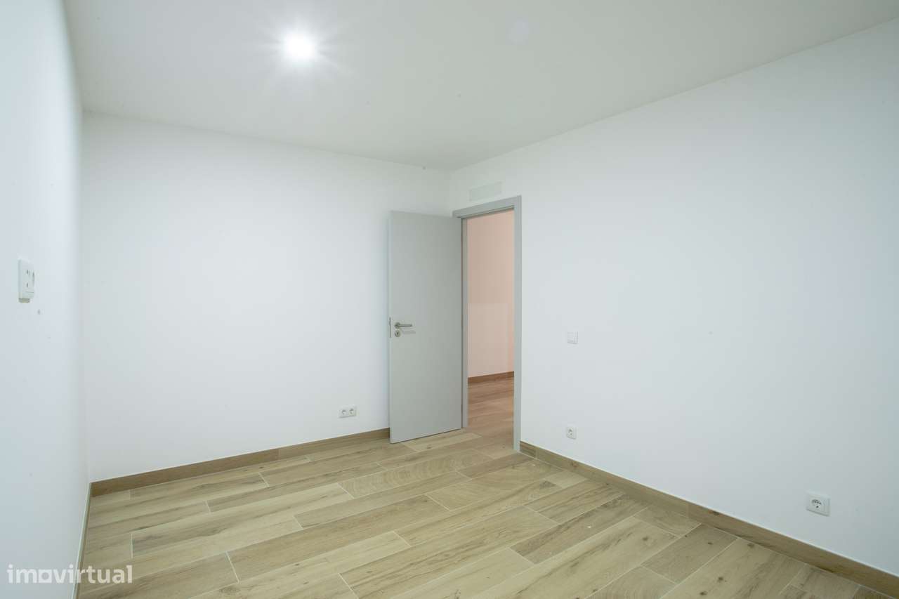 +6% Yield | Luxury Garden T2 no Centro Histórico do Porto – 107m²-22