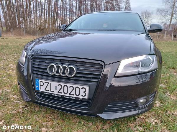 Audi A3 1.8 TFSI Sportback S line Sportpaket (plus) - 2