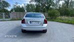 Volvo S40 2.0D Momentum - 4