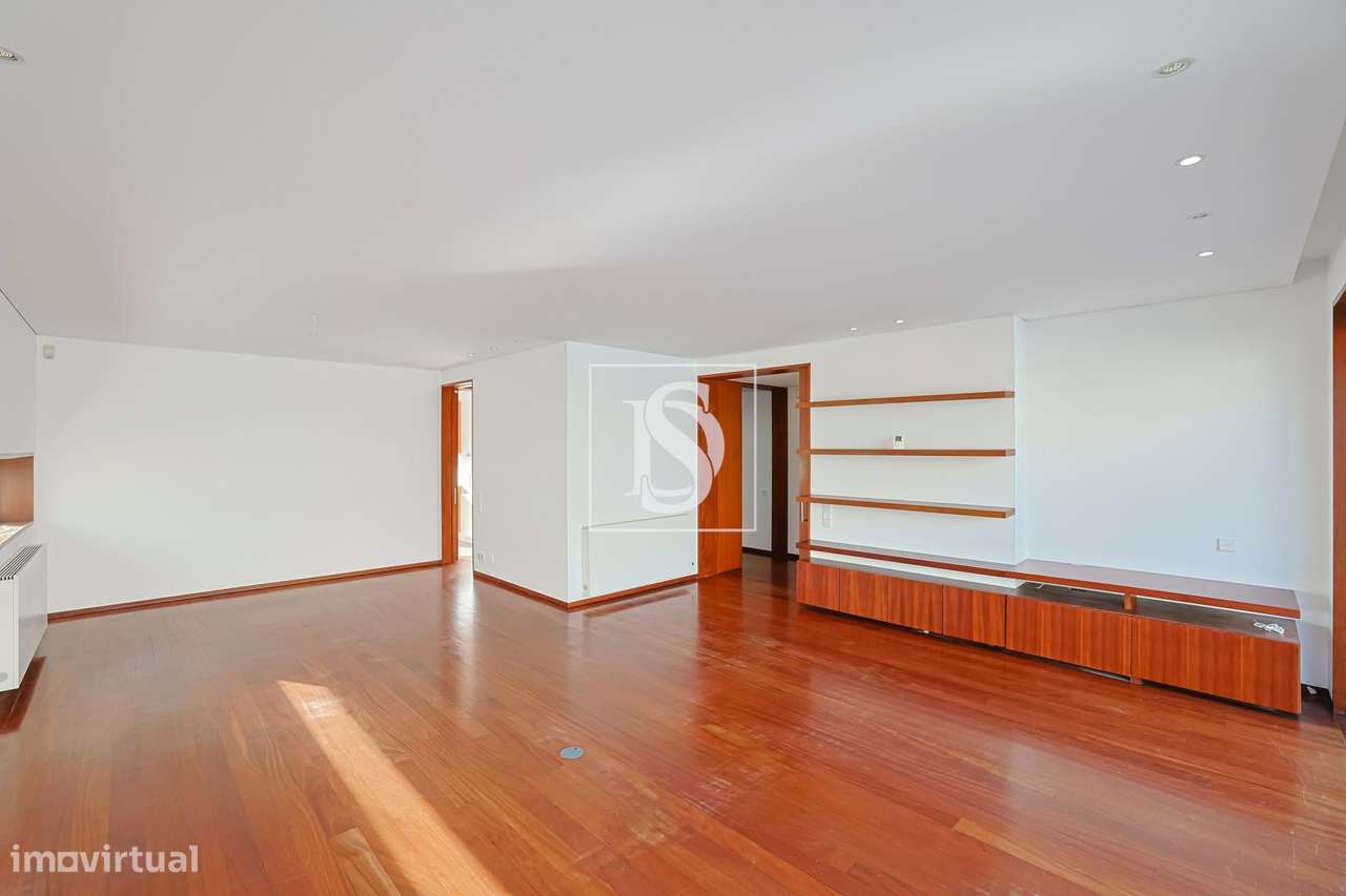 Moradia T3 individual com jardim e garagem na Póvoa de Varzim - Grande imagem: 5/39