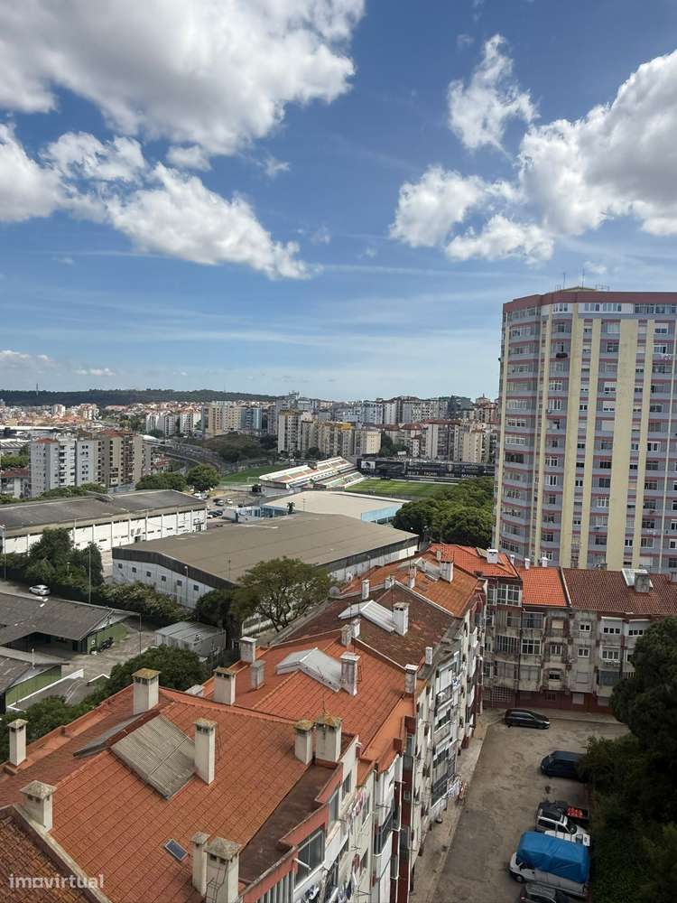 Apartamento T1 Remodelado-16