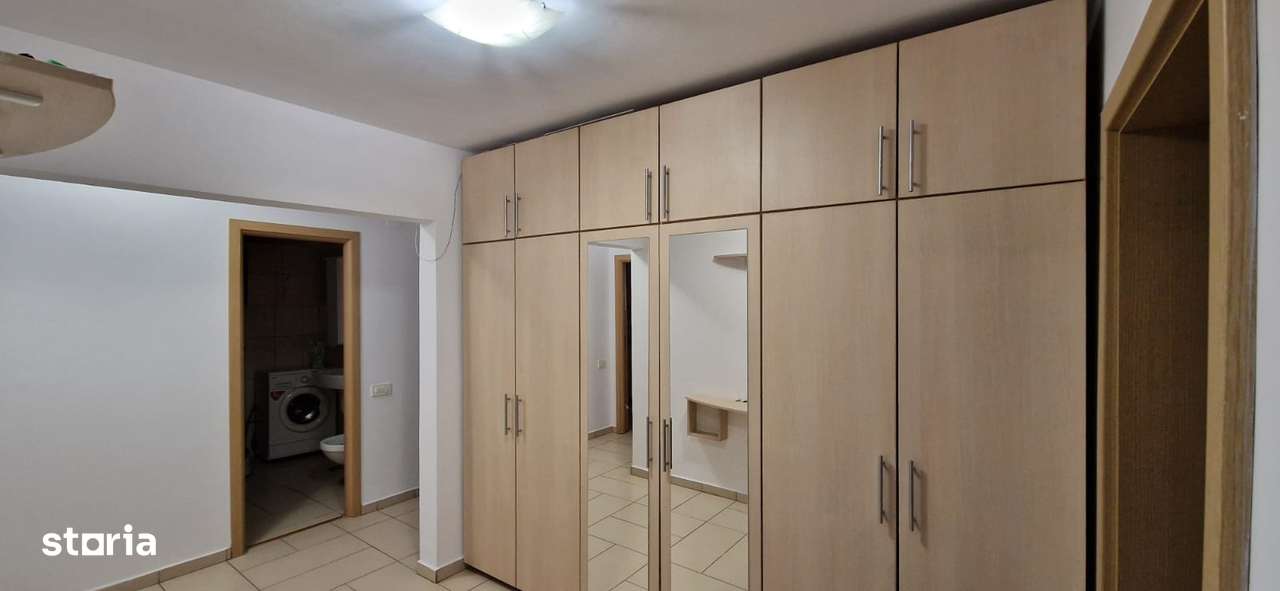 Apartament 4 camere, semidecomandat - Podu Roș-6
