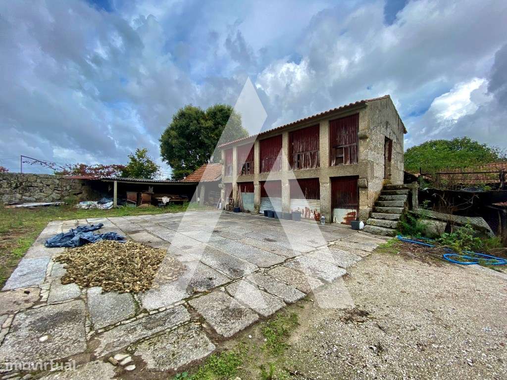 Quinta Nevogilde com Moradia T10, Capela, Celeiro e Acesso ao Rio S...-19