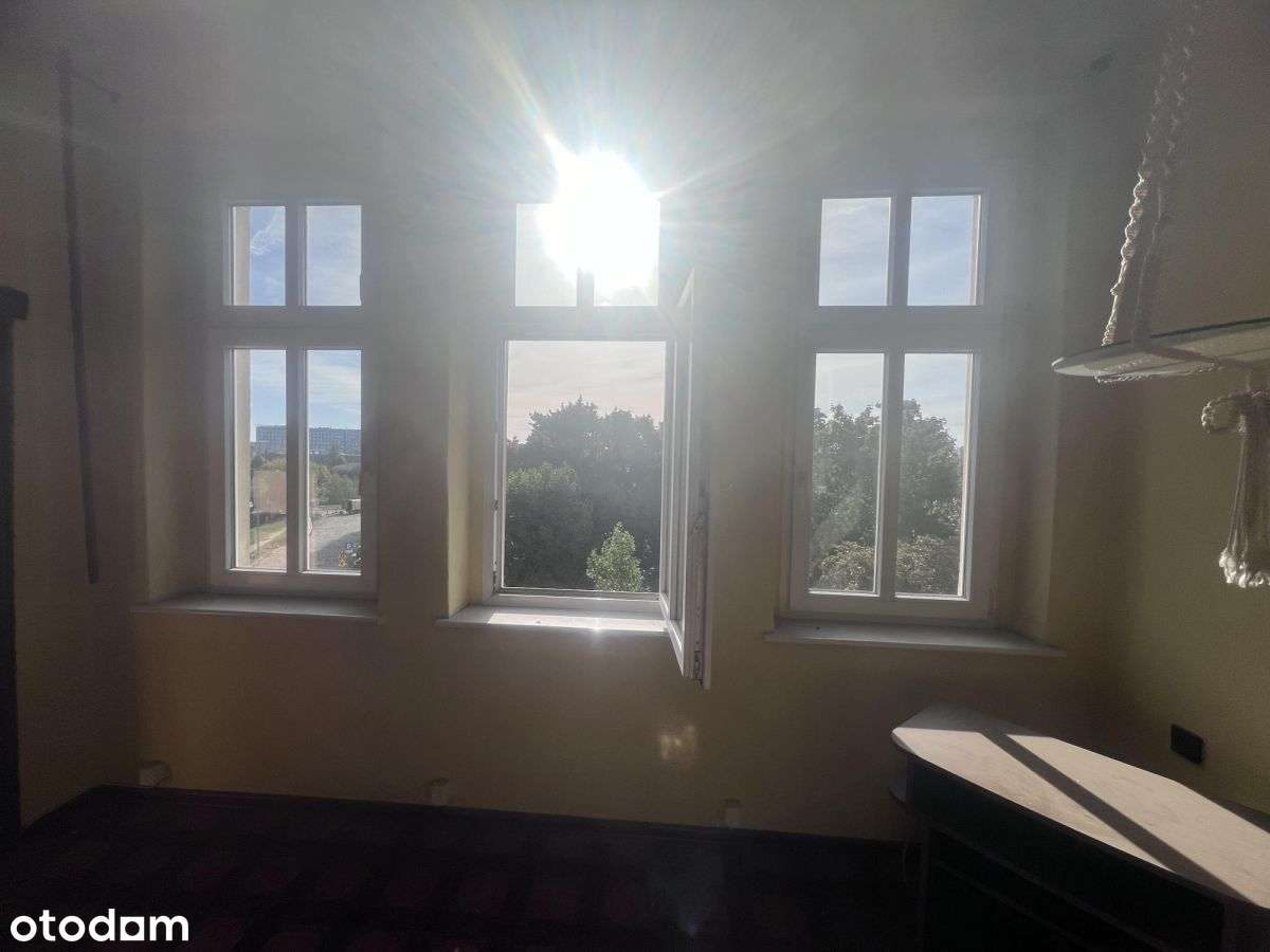 super lokalizacja duże mieszkanie do remontu