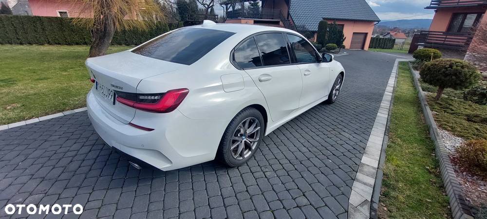 BMW Seria 3 320i xDrive - 6