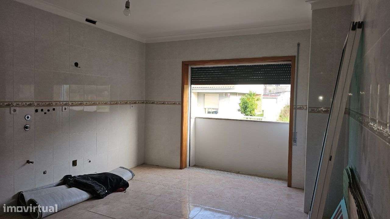 Moradia em Banda, T3, em GONDIFELOS Vila Nova de Famalicão - Grande imagem: 4/17