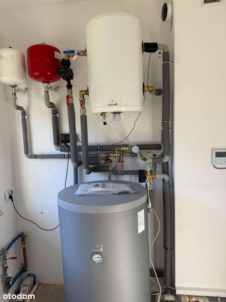 Segment z garażem w bryle budynku-5