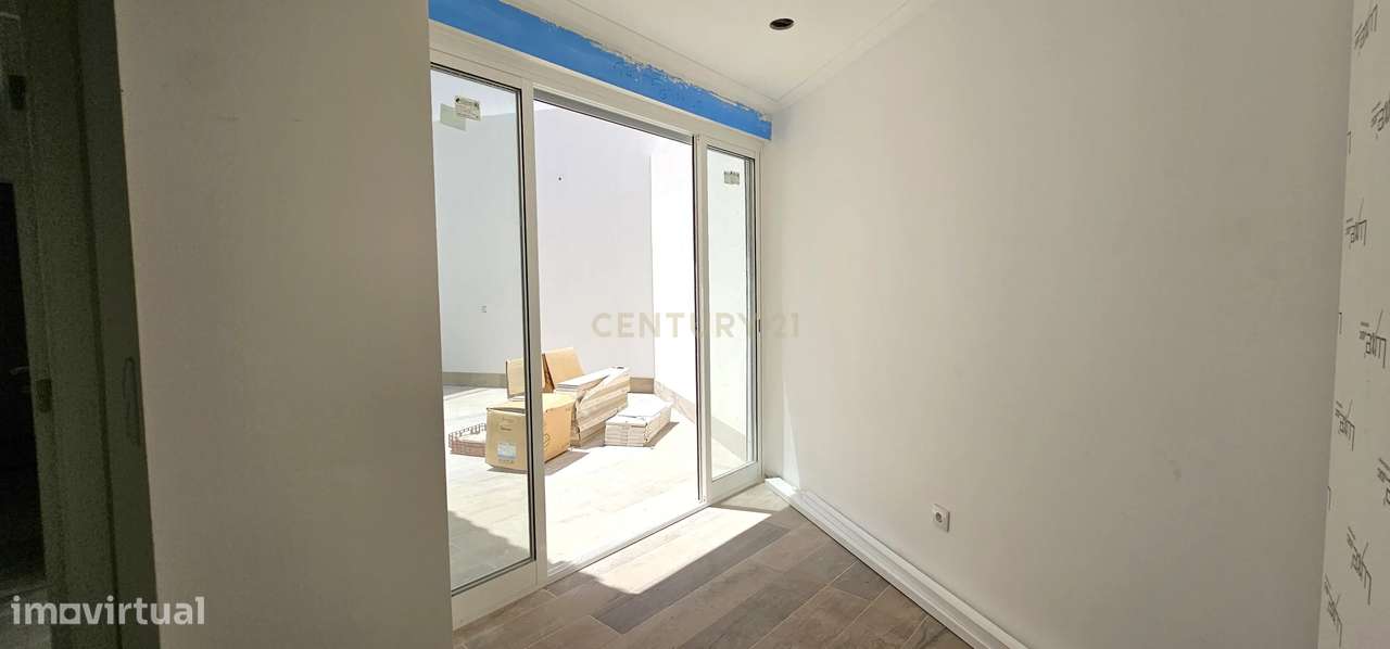 Moradia T2 + 1 no coração do bairro da Ajuda-19