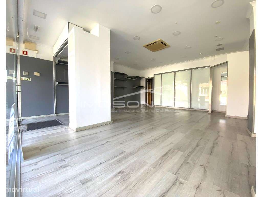 Loja localizada no centro da cidade - Grande imagem: 3/6