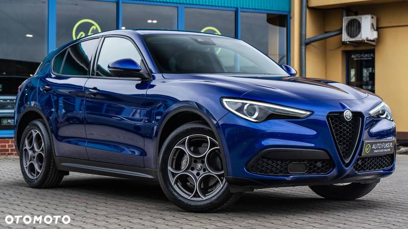 Alfa Romeo Stelvio 2.0 Turbo Sprint Q4 - 4