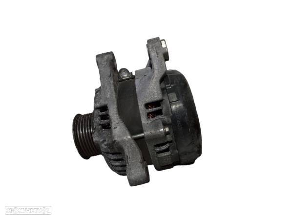 Alternador  Toyota Corolla Três Volumes (_E15_) - 3