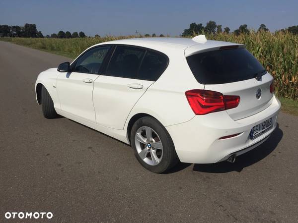 BMW Seria 1 118d Sport Line - 4