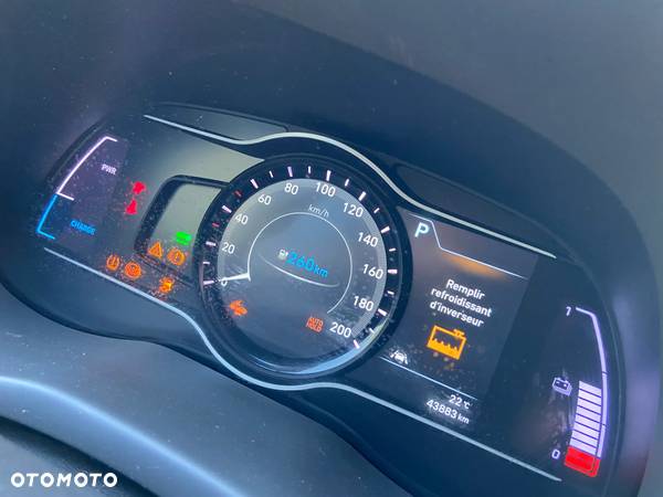 Hyundai Kona Electric 64kWh Platinum - 24