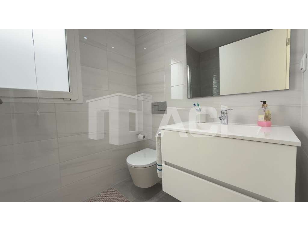 MORADIA TÉRREA SEMI-NOVA - Vidigal, Leiria-14