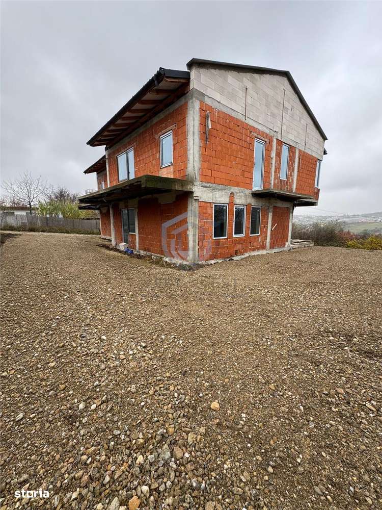 Duplex de vanzare zona dealuri - Imagine principală: 3/16