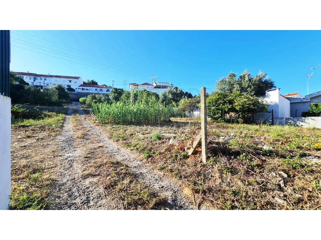 Terreno de 2455m2 com PIP para construção de prédio com 4 apartamen...-9