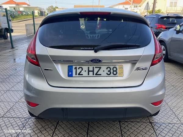 Ford Fiesta 1.4 TDCi Titanium - 18