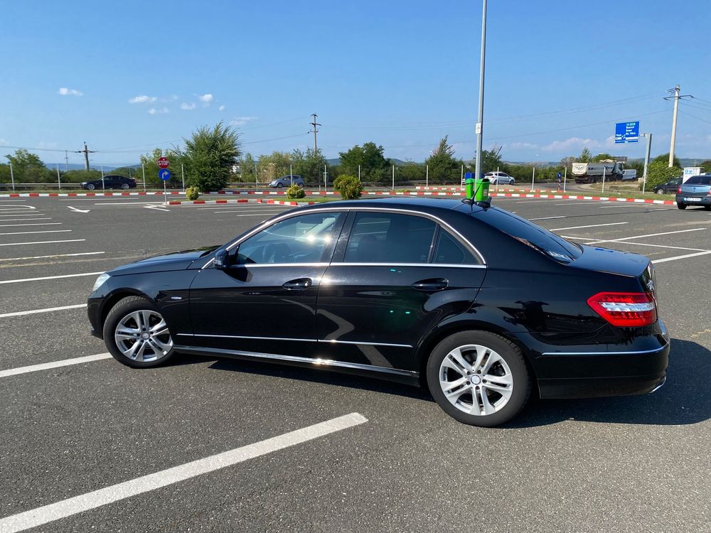Mercedes-Benz E W212 [2009 - 2016] 220 CDI BlueEfficiency Aut 2012