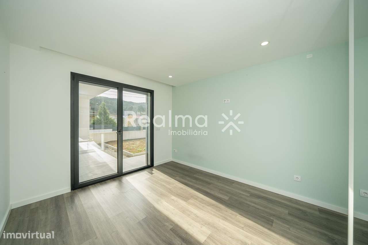 Moradia Térrea T3+1 em Este S.Mamede-Braga-33