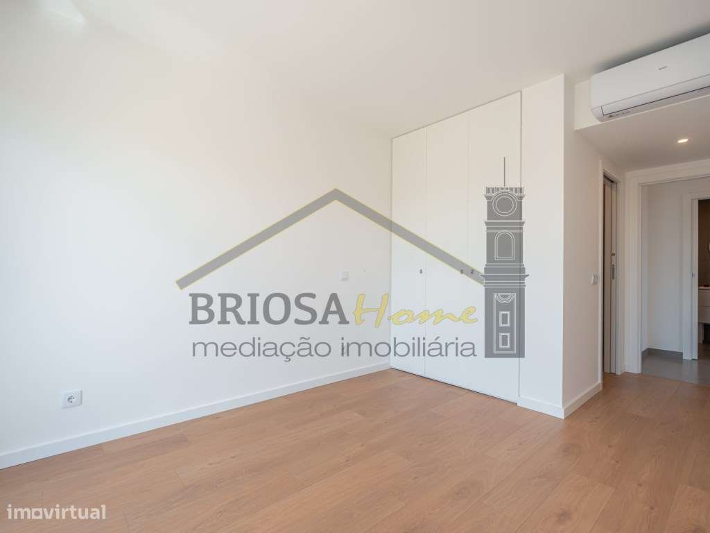 Apartamento T4, com vista mar, na Figueira da Foz-24