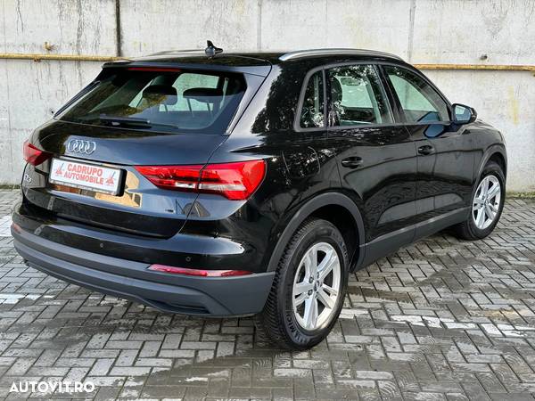 Audi Q3 2.0 35 TDI S tronic Advanced - 3