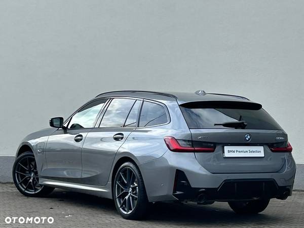 BMW Seria 3 330e xDrive M Sport sport - 4