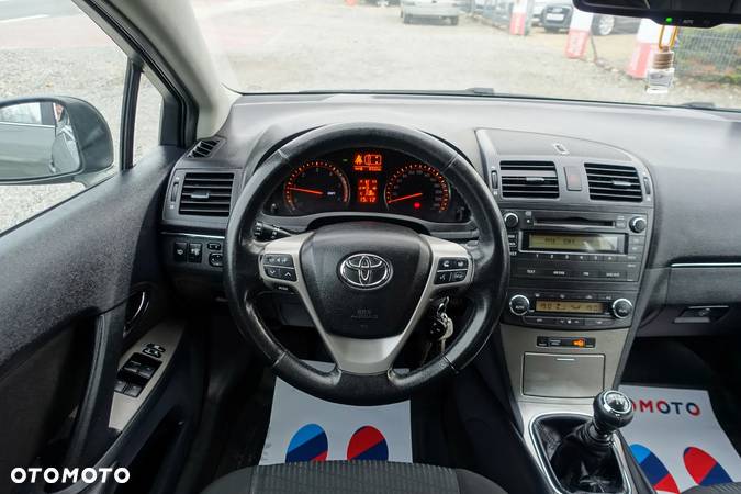 Toyota Avensis 2.0 D-4D Premium - 14