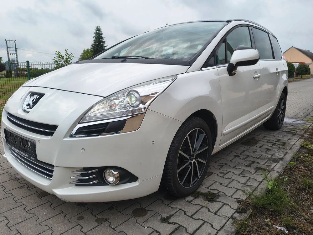 Peugeot 5008 I (2009-2017) HDI 160 Automatik Active 2013