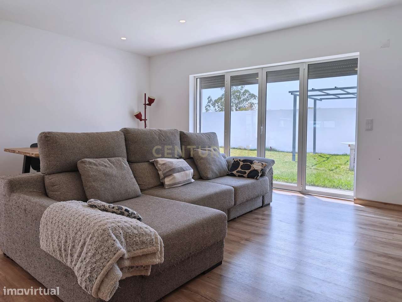Moradia Contemporânea T3 + Escritório, com Jardim e Painéis Solares em-17