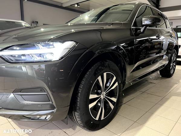 Volvo XC 60 B4 MHEV AT AWD Core - 29