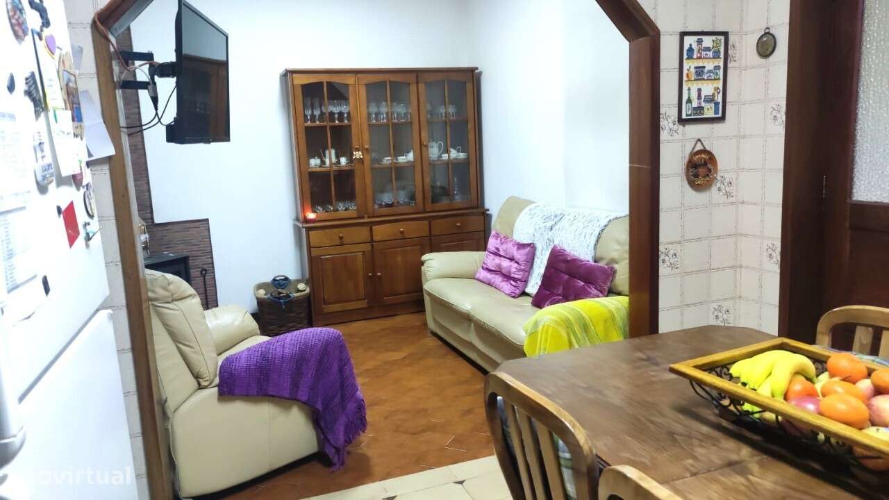 Moradia em banda V4 em S.João da Madeira - Grande imagem: 4/27