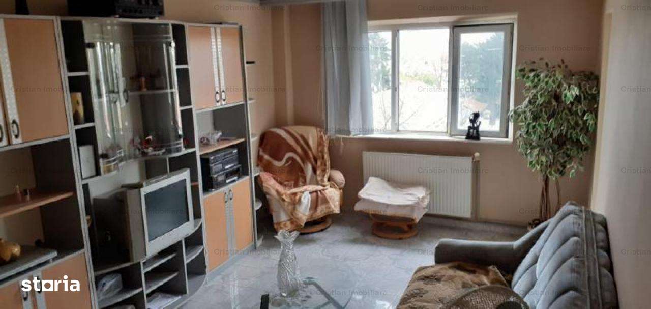 Calarasilor VIDEO Apt 3 cam 73mp conf 1 decomandat - Imagine principală: 1/8