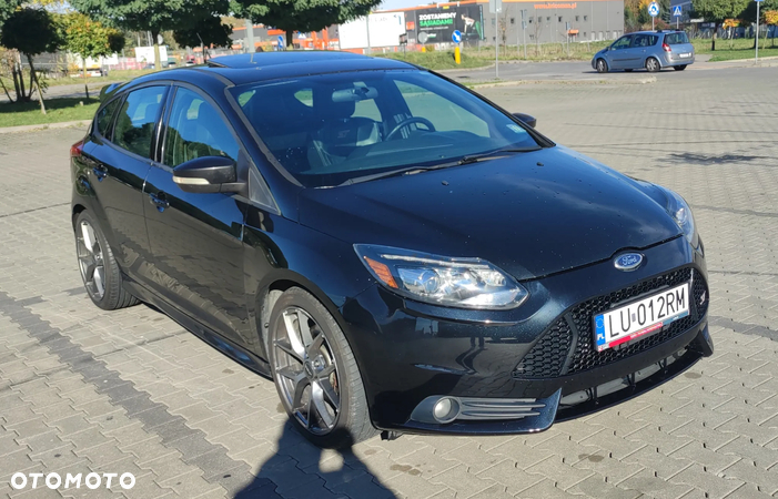 Ford Focus ST - 4