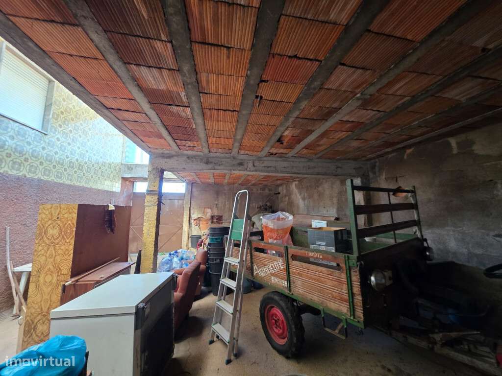 Moradia Isolada M4 com lugar de garagem e garagem,Loureiro-10