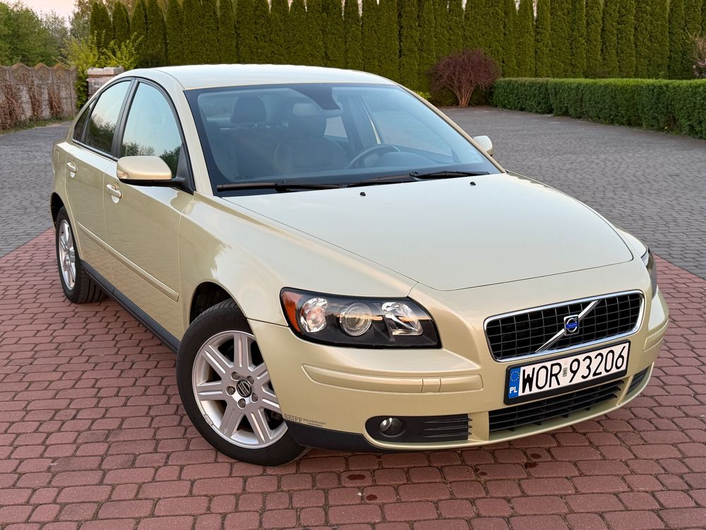 Volvo S40 II 2.4i Momentum 2004