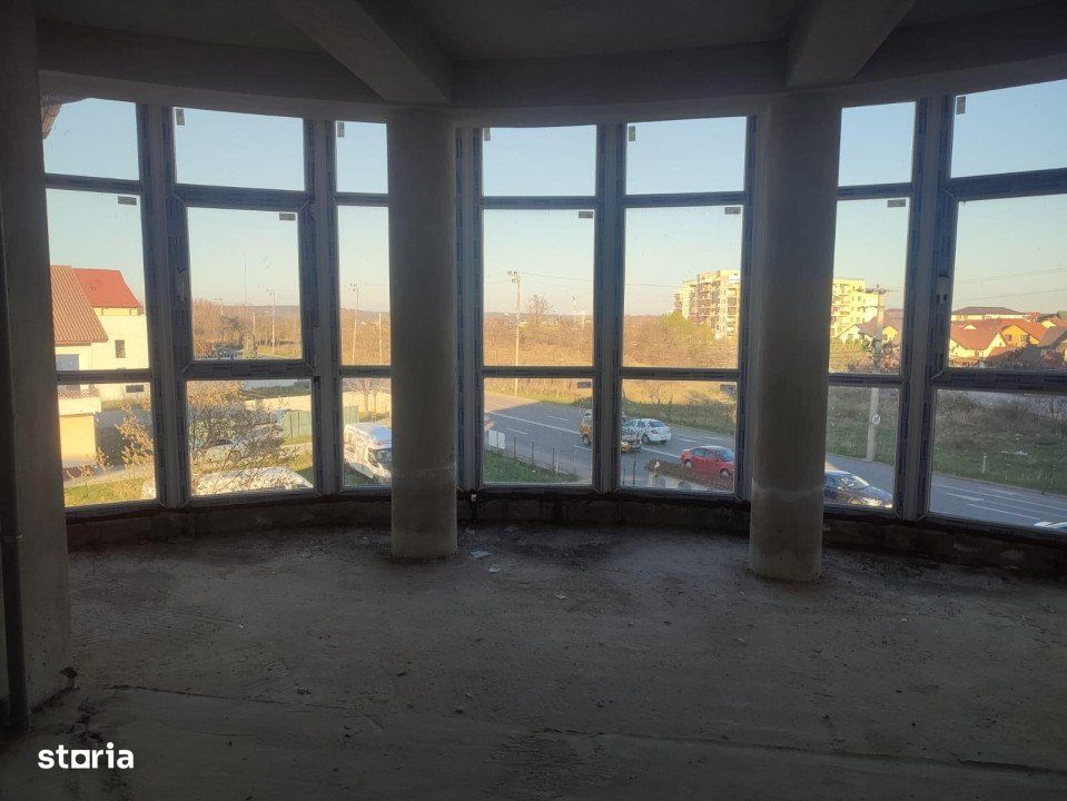 Proprietate pretabila pentru investitie, 12 camere, 750 mp, Pitesti