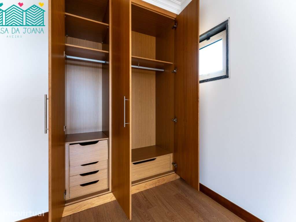 Moradia T5 com Jardim e Garagem em Oeiras-21