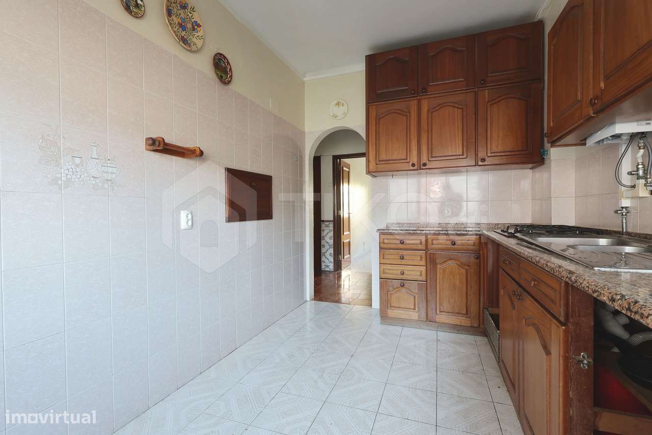 APARTAMENTO T2 na Venteira-Amadora | Excelente localização-8