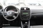 Volkswagen Golf V 1.6 Comfortline - 6