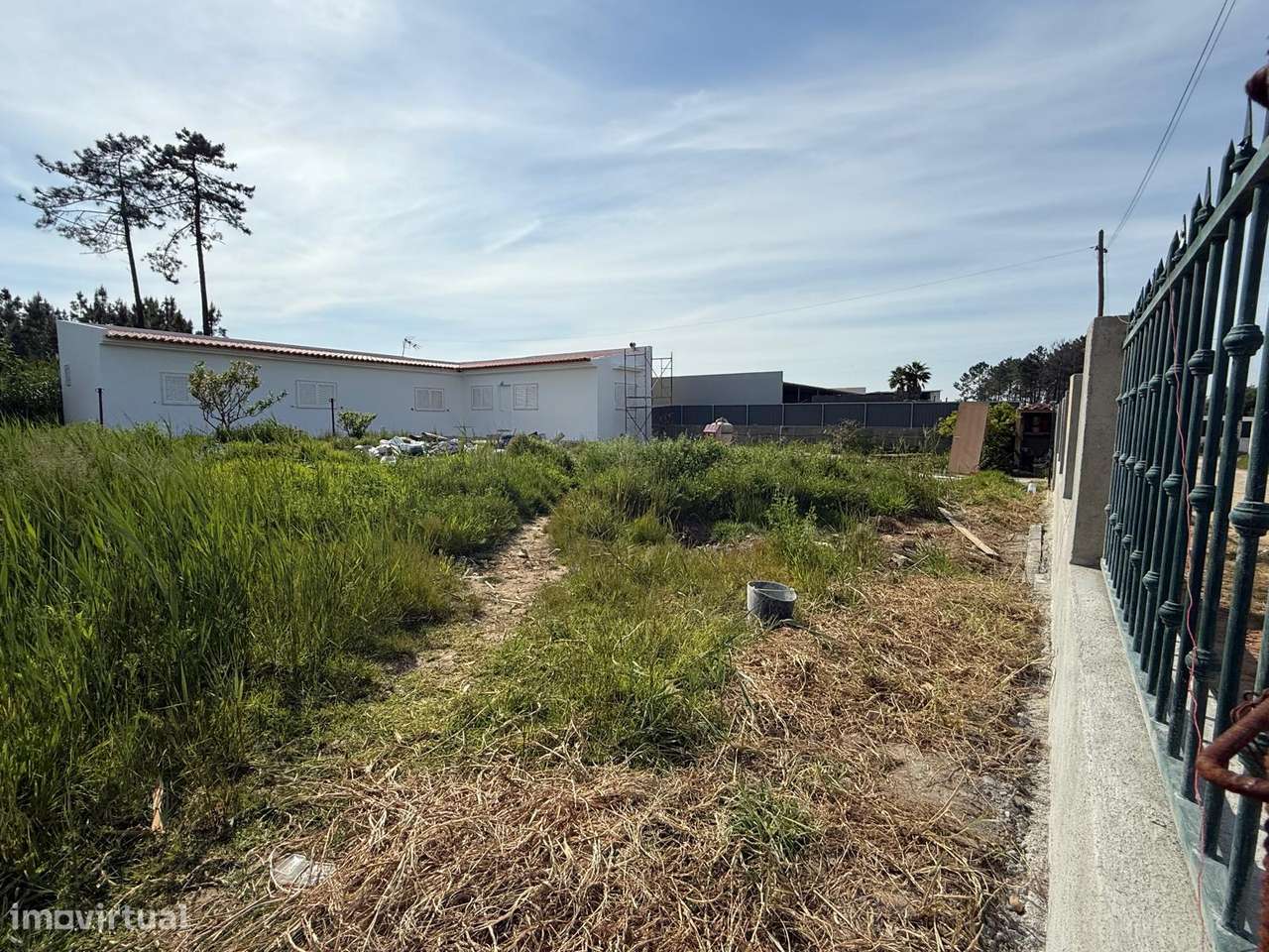 Moradia T3 em lote de 420m2 em Fernão Ferro-52