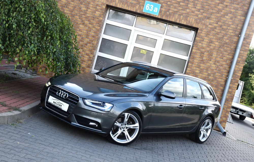 Audi A4 B8 (2007-2015) 2.0 TDI DPF multitronic S line Sportpaket 2013