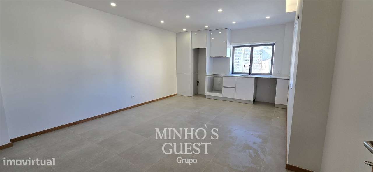 Apartamento T3 Novo c/ garagem no centro de Braga - Braga-4